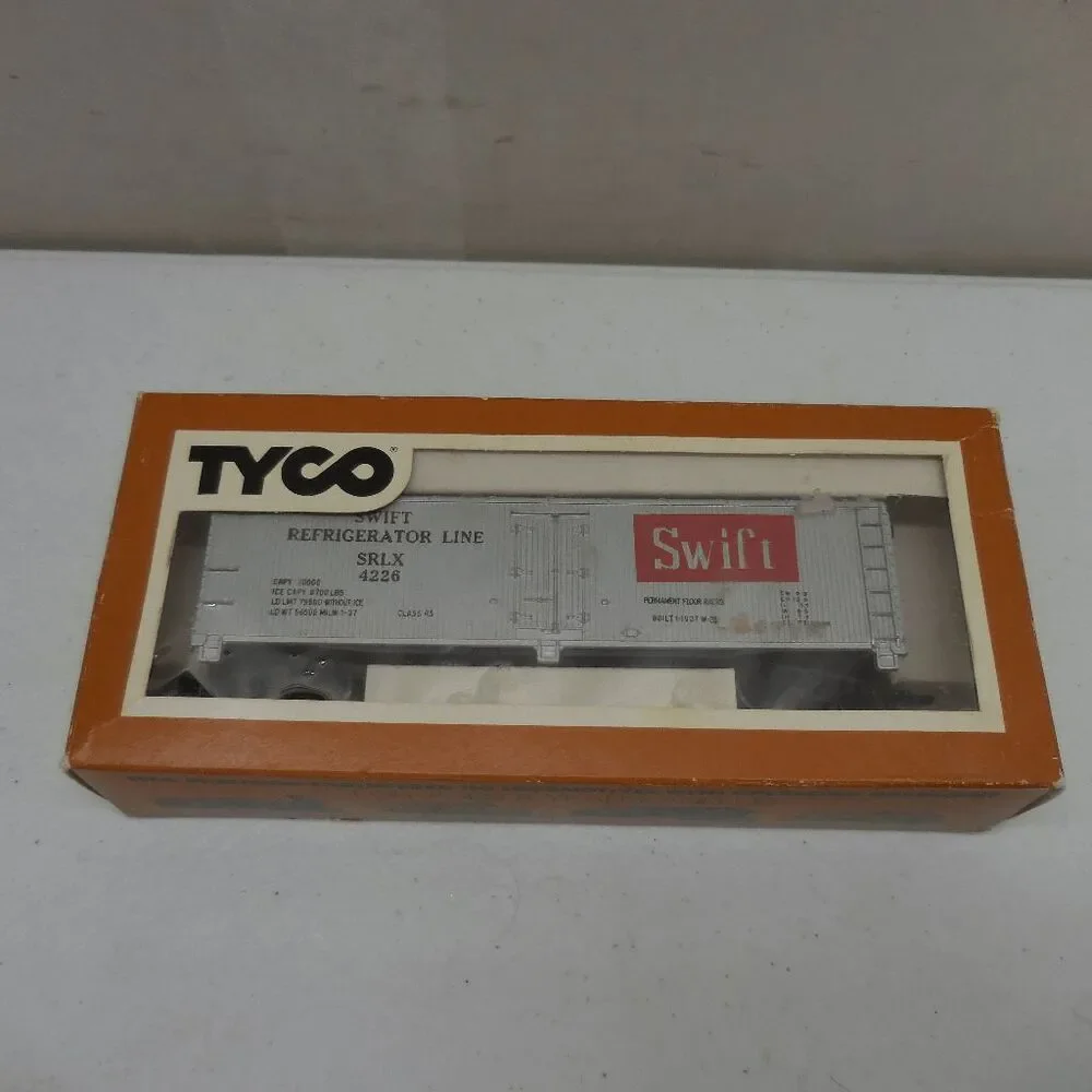 Vintage Tyco HO‎ Scale Swift Refrigerator Line SRLX 4226 Reefer Train Car 329A